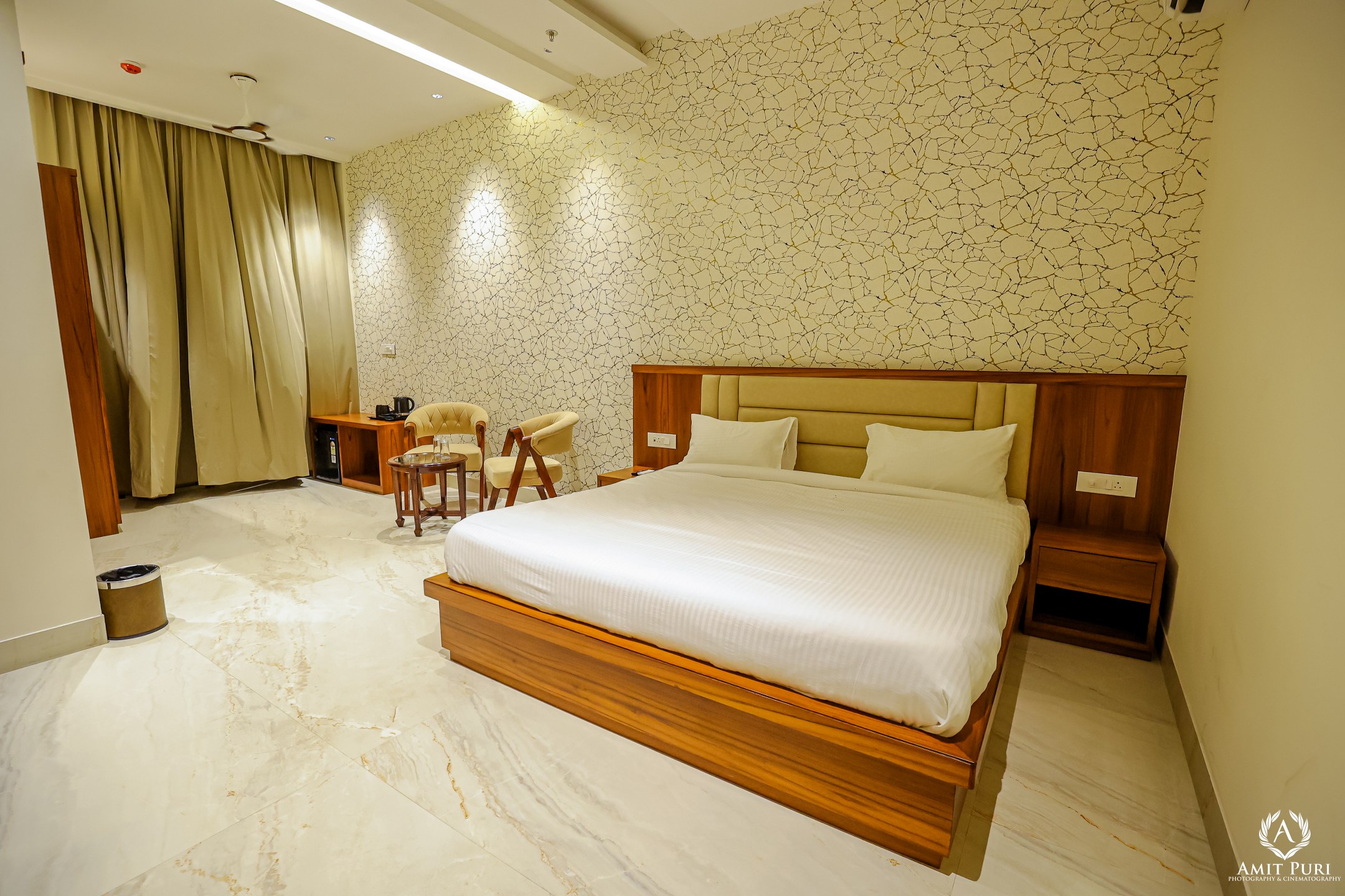 Deluxe Family Room